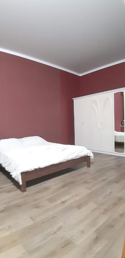 Apart 26 Одесса Экстерьер фото